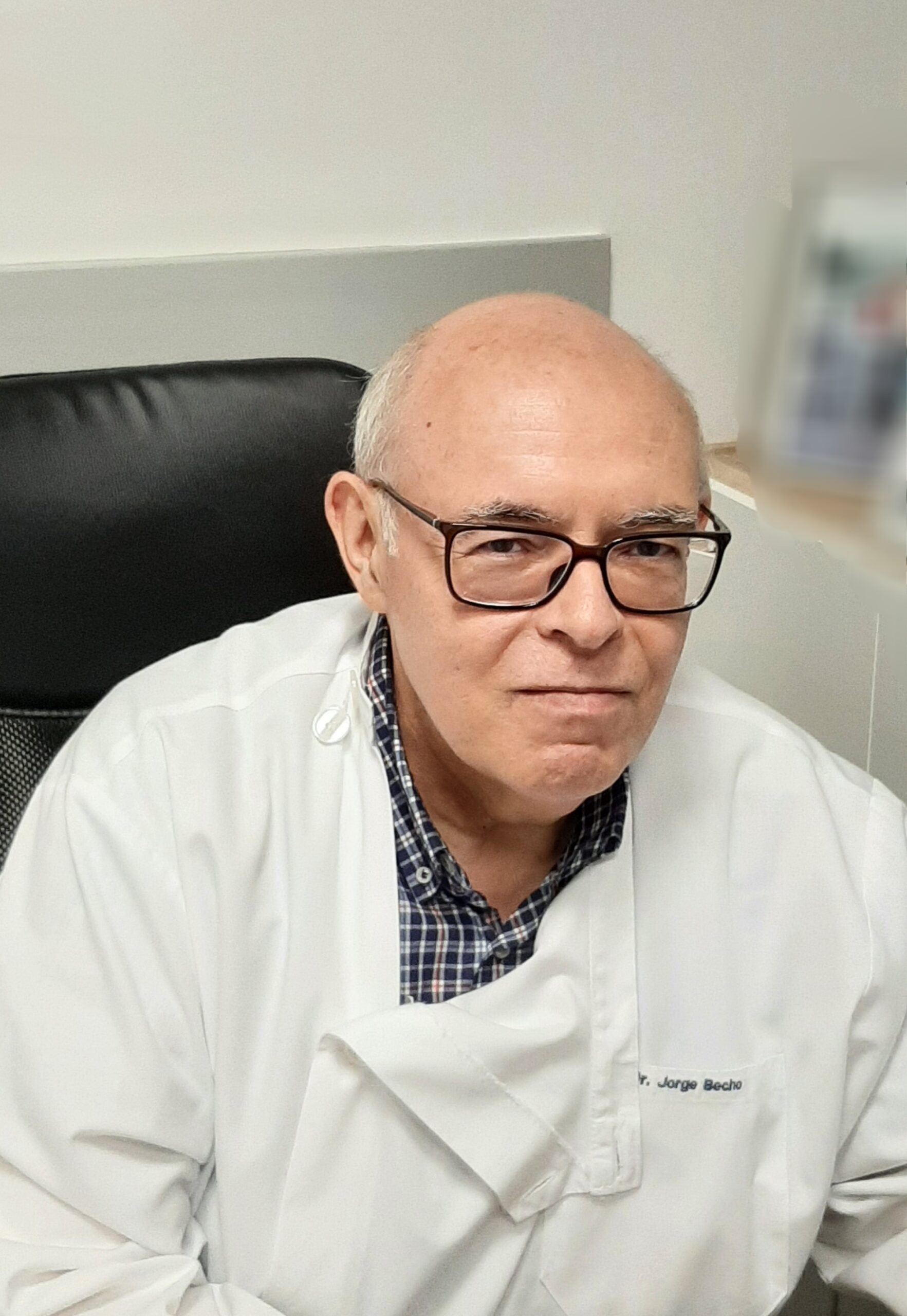Dr. Jorge Becho