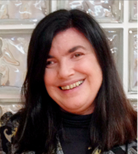 Dra. Paula Pinheiro